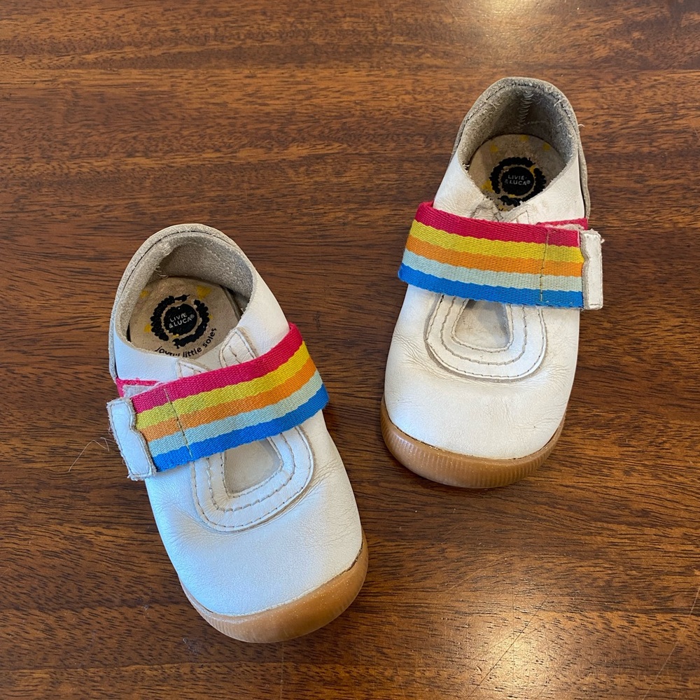 Livie & Luca Champ leather shoes toddler size 7 white rainbow strap